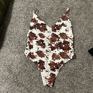 One piece swim suit
